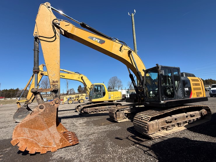 caterpillar-329el-image-1