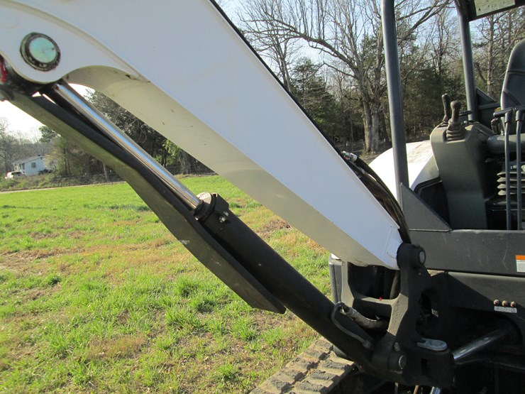 2013-bobcat-e42-image-24