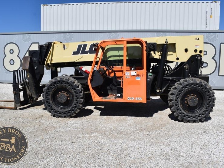 2015-jlg-g10-55a-image-10