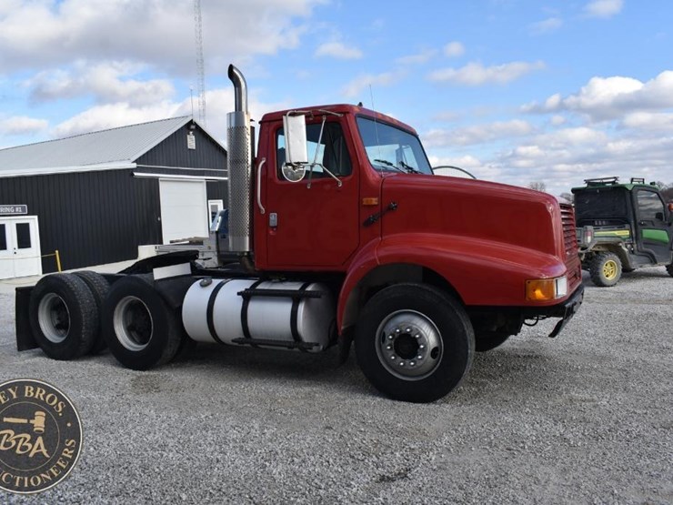 1993-international-8200-image-15