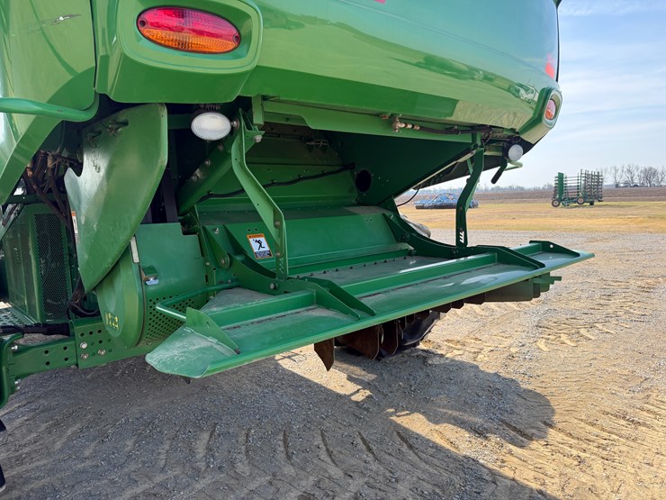 2014-john-deere-s670-image-6