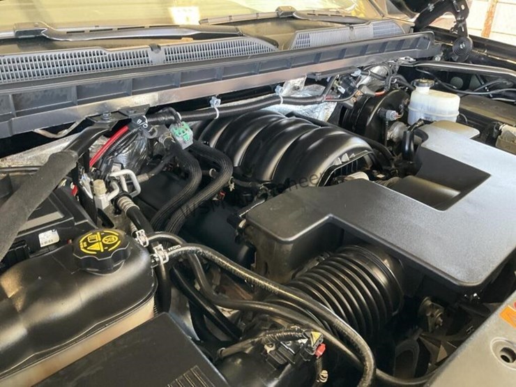 2018-chevrolet-silverado-1500-image-12