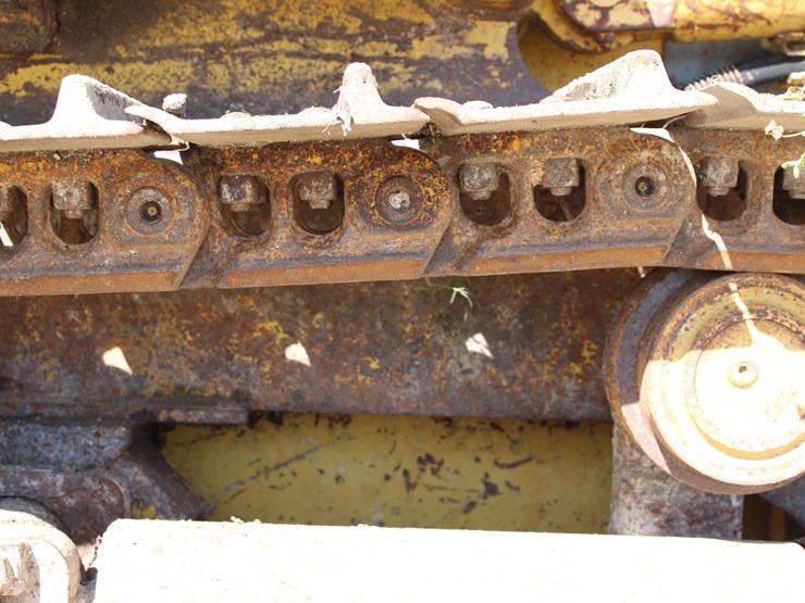 2001-komatsu-d38e-image-8