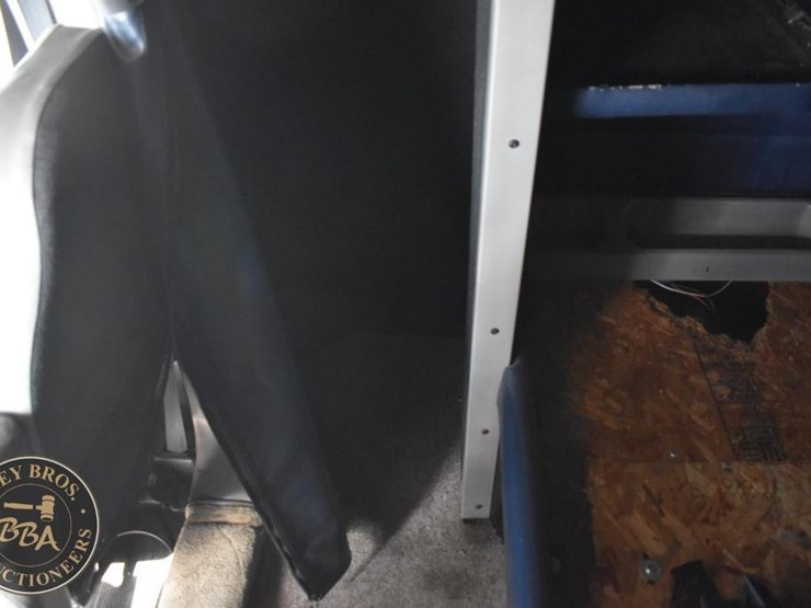 2007-peterbilt-379-image-47