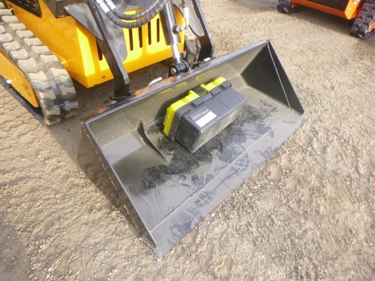 2026-sdlool-sl360t-skid-steer-track-loader-image-8