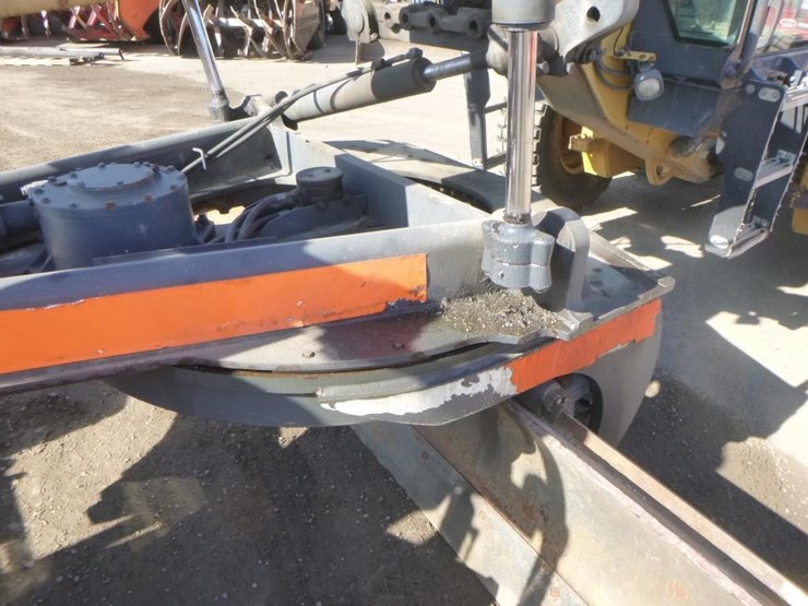 2008-deere-772d-image-26