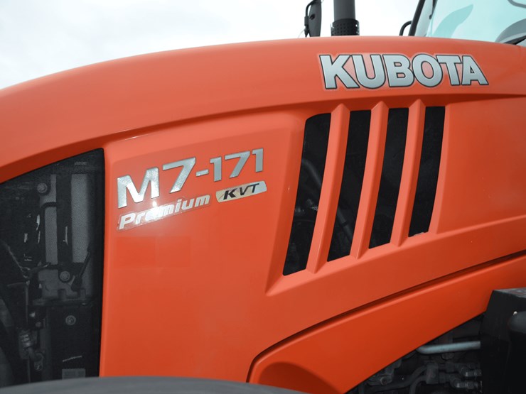 kubota-m7-171-premium-image-8