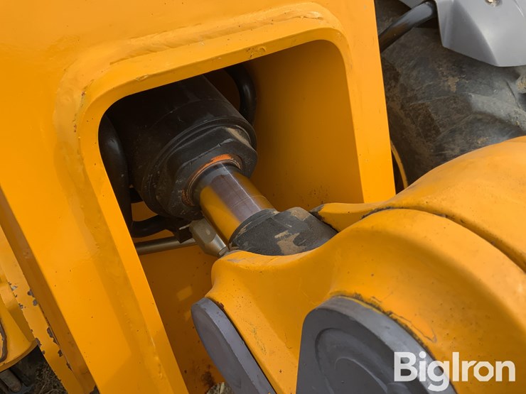 2023-jcb-542-70ags-4x4x4-telehandler-w/fork-attachment-image-19