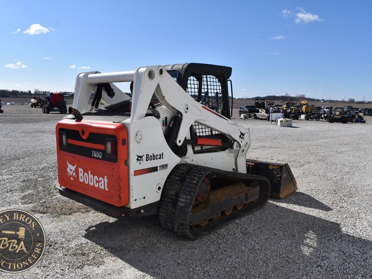 2016-bobcat-t650-image-17