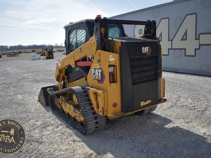 2023-caterpillar-259d3-image-5
