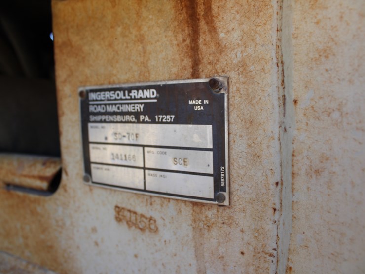 #2606-•-1995-ingersol-rand-sd70f-sheep-foot-vibrating-roller-image-11