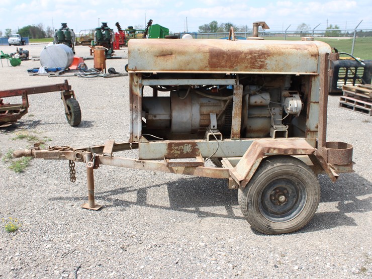 #1016-•-lincoln-welding-machine-image-3