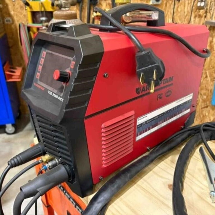 ARCCAPTAIN TIG 200P ACDC WELDER