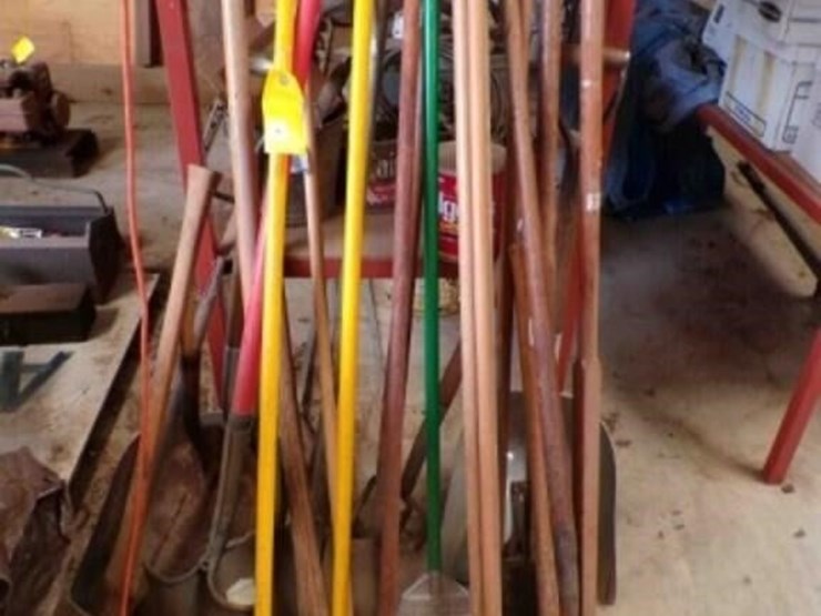 group-of-garden-tools-image-1