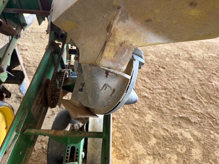 john-deere-7300-image-49