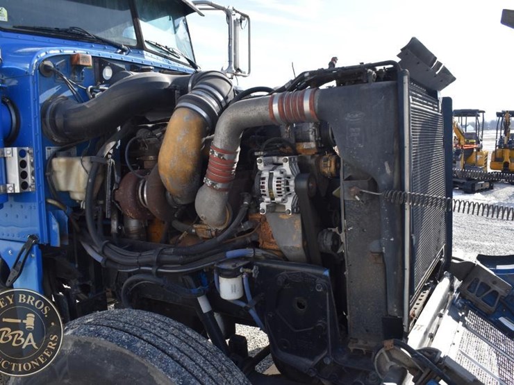 2007-peterbilt-379-image-29