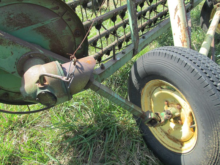 john-deere-10-image-5