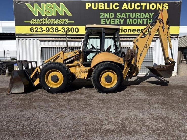 new-holland-lb115-image-1