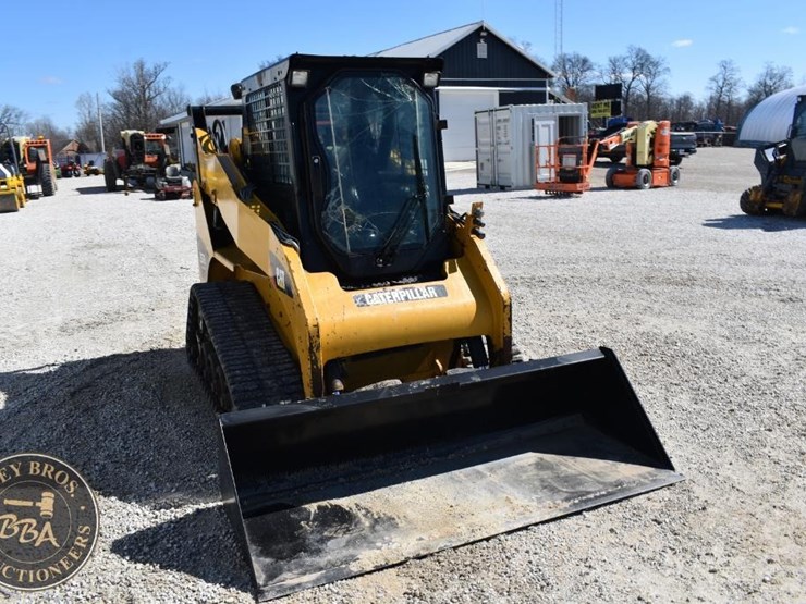 2012-caterpillar-257b3-image-26