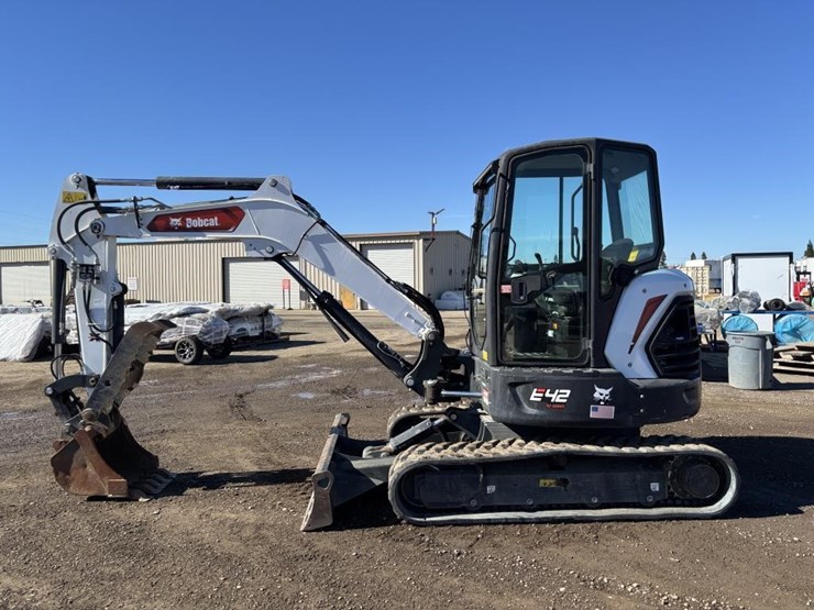 2022-bobcat-e42-image-5
