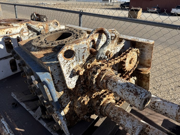 (3)-7-1/16-3k-5k-wp-dbl-manual-blowout-preventers-f/-parts-image-6