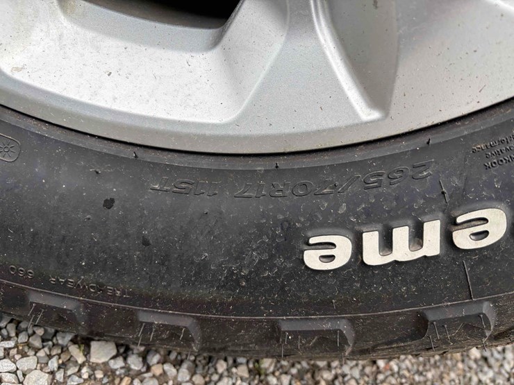 2015-toyota-4-runner-image-5