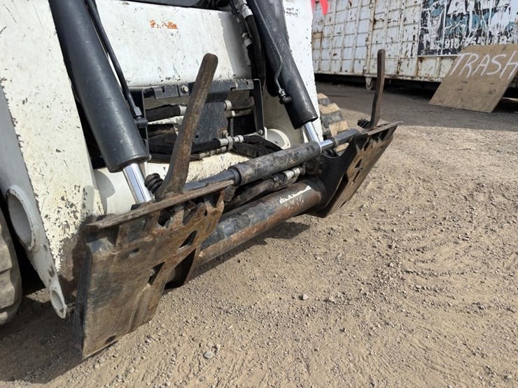 2017-bobcat-t650-image-10