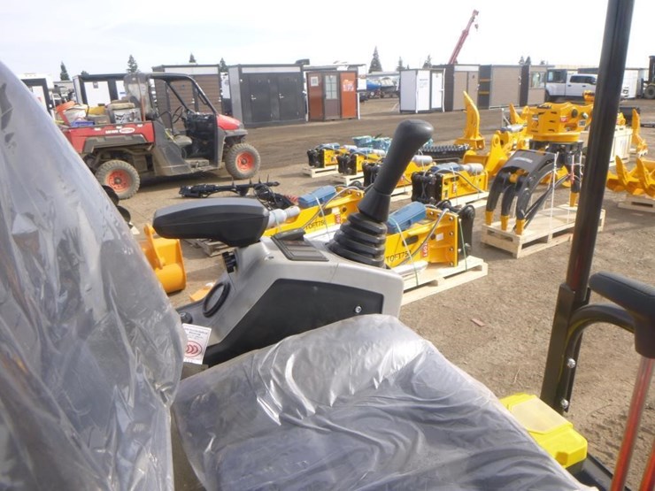 2025-tpm-20khydraulic-excavator-image-22