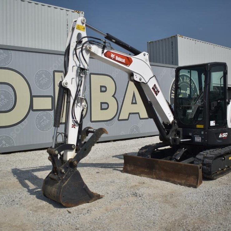 2022 BOBCAT E50R2