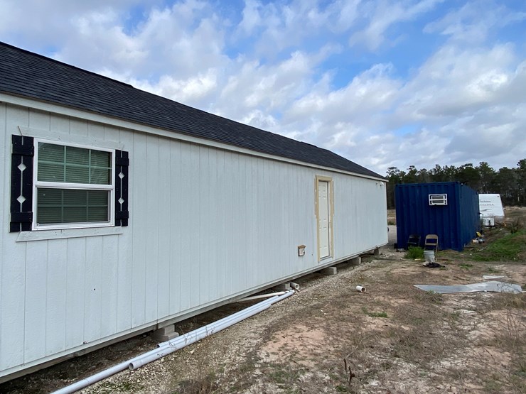 #1090-•-16x48-office-building-image-11