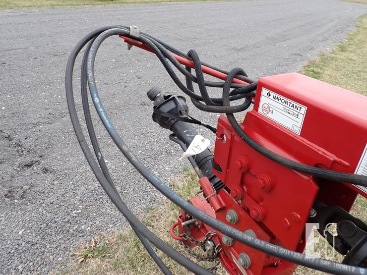 new-holland-h7230-image-11