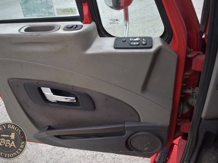 2008-international-prostar-image-51