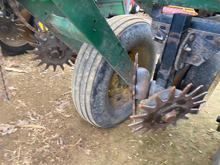 john-deere-7000-image-39