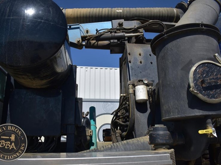 1996-ford-lnt8000-image-26