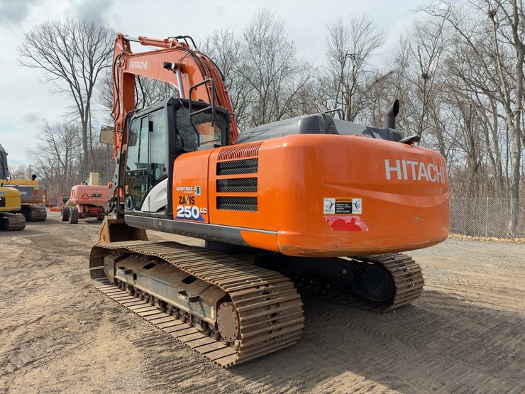 2018-hitachi-zx250-lc-6n-----image-3