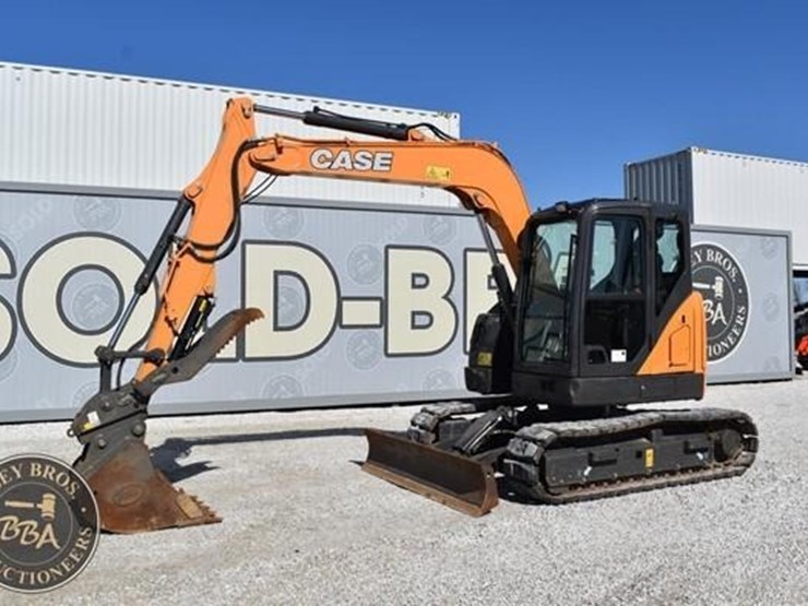 2022-case-cx75csr-image-9