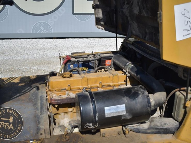 1995-caterpillar-dp40-image-28