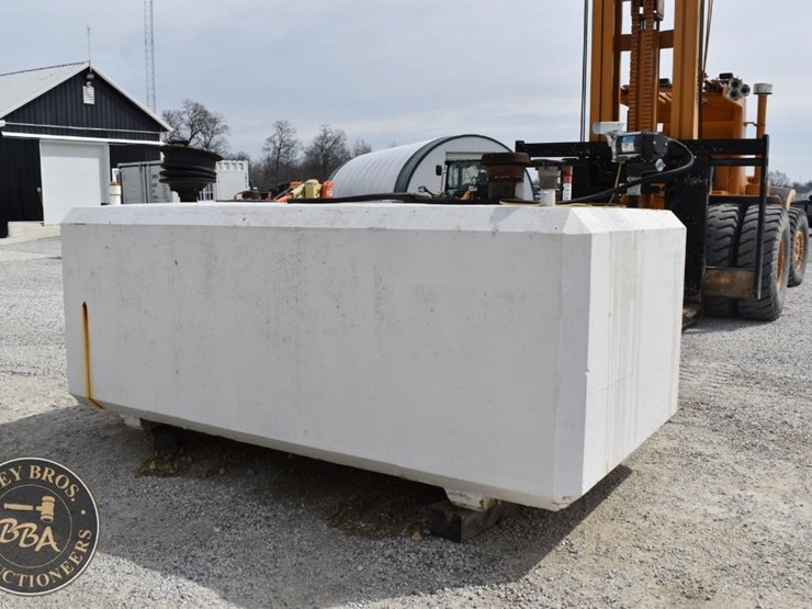 fuel-tank-concrete-42675-image-11