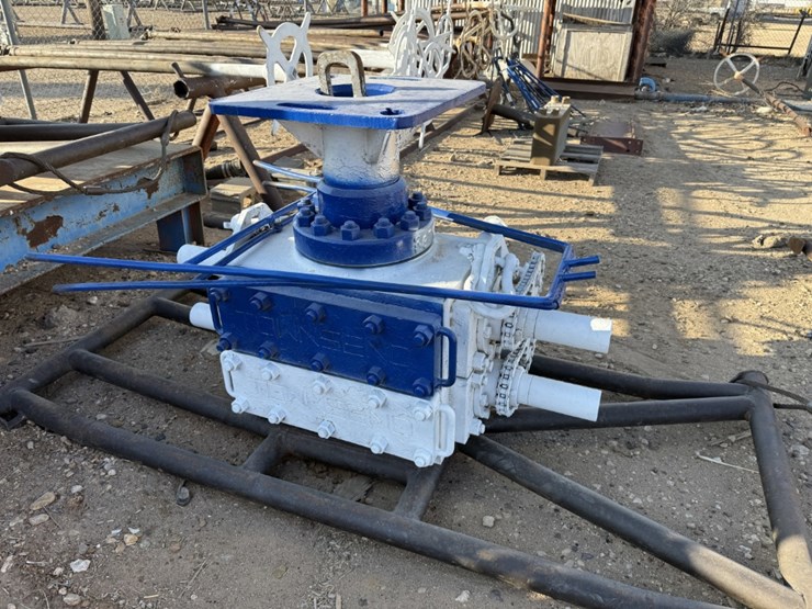 7-1/16-townsend-3m-2-7/8-dbl-manual-blowout-preventer,-charted-image-1