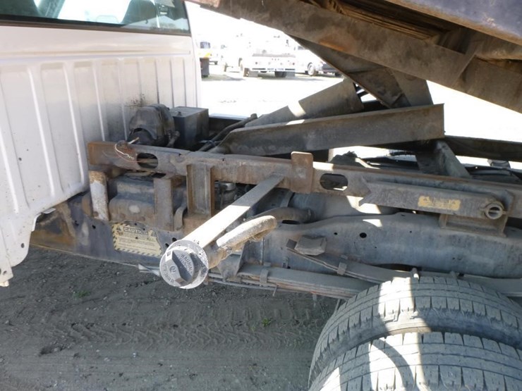 1999-dodge-ram-3500-image-23