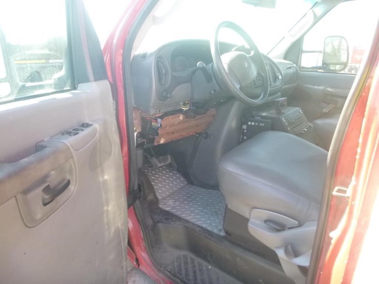 2003-ford-f450-image-9