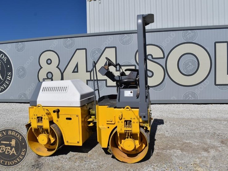 2010-benford-2010sd-image-13