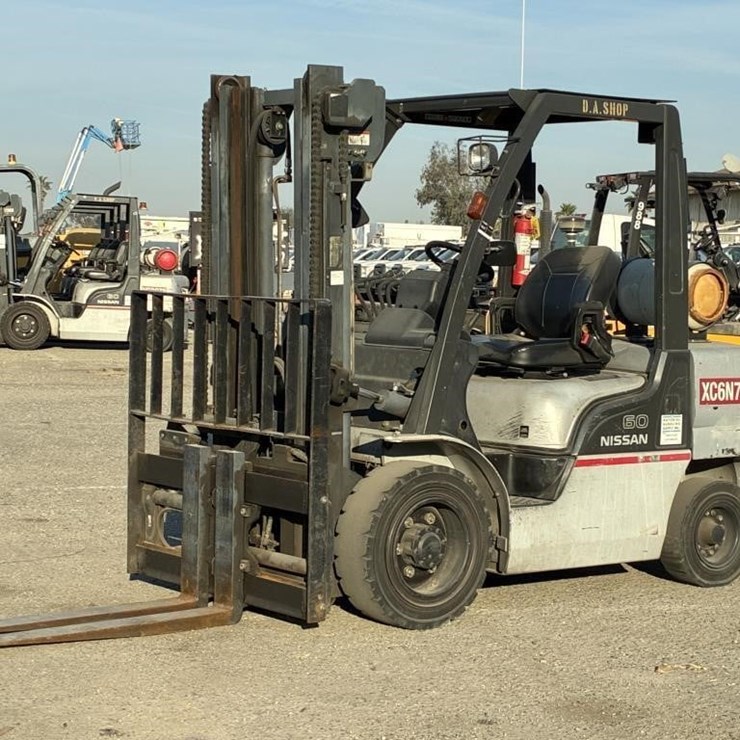 2006 NISSAN MUGL02A30LV