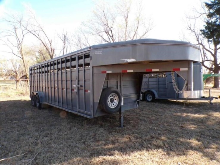 2008-titan-trailer-image-7