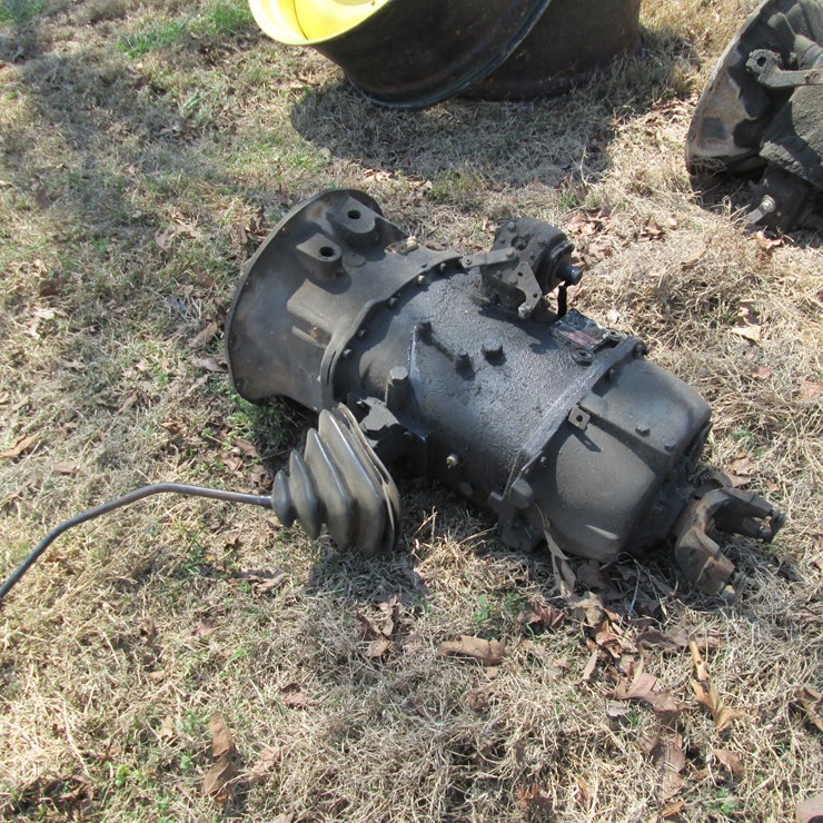 #43957 • Spicer 6sp Transmission w/PTO