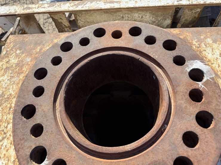 (3)-7-1/16-3k-5k-wp-dbl-manual-blowout-preventers-f/-parts-image-3