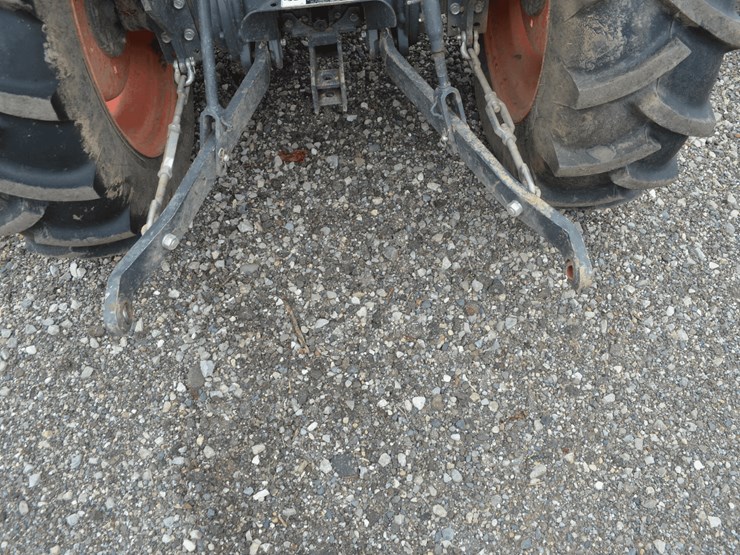 kubota-3301dt-with-la525-loader-image-20