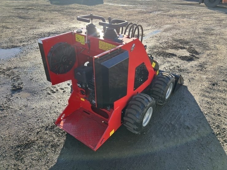 2026-sdlool-sl323wj-mini-skidsteer-loader-image-4