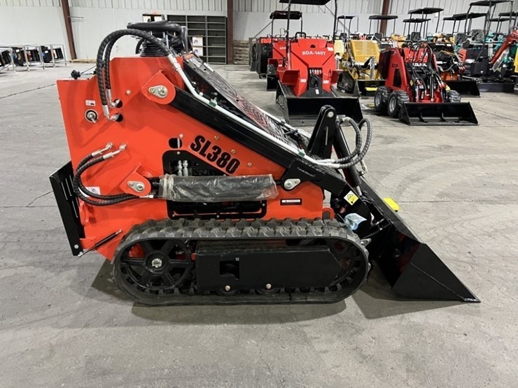 2026-sdlool-sl380-mini-compact-track-loader-image-3