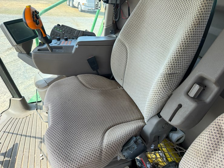 2014-john-deere-s670-image-161